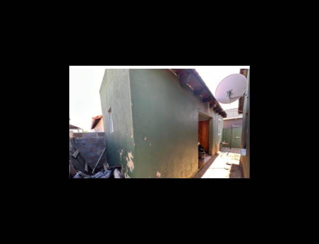 2 BEDROOM FREEHOLD FOR SALE IN WINDMILL PARK